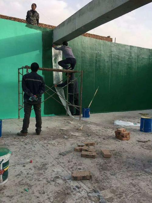 屯昌针对老旧车间地面普遍存在的起砂、裂缝问题